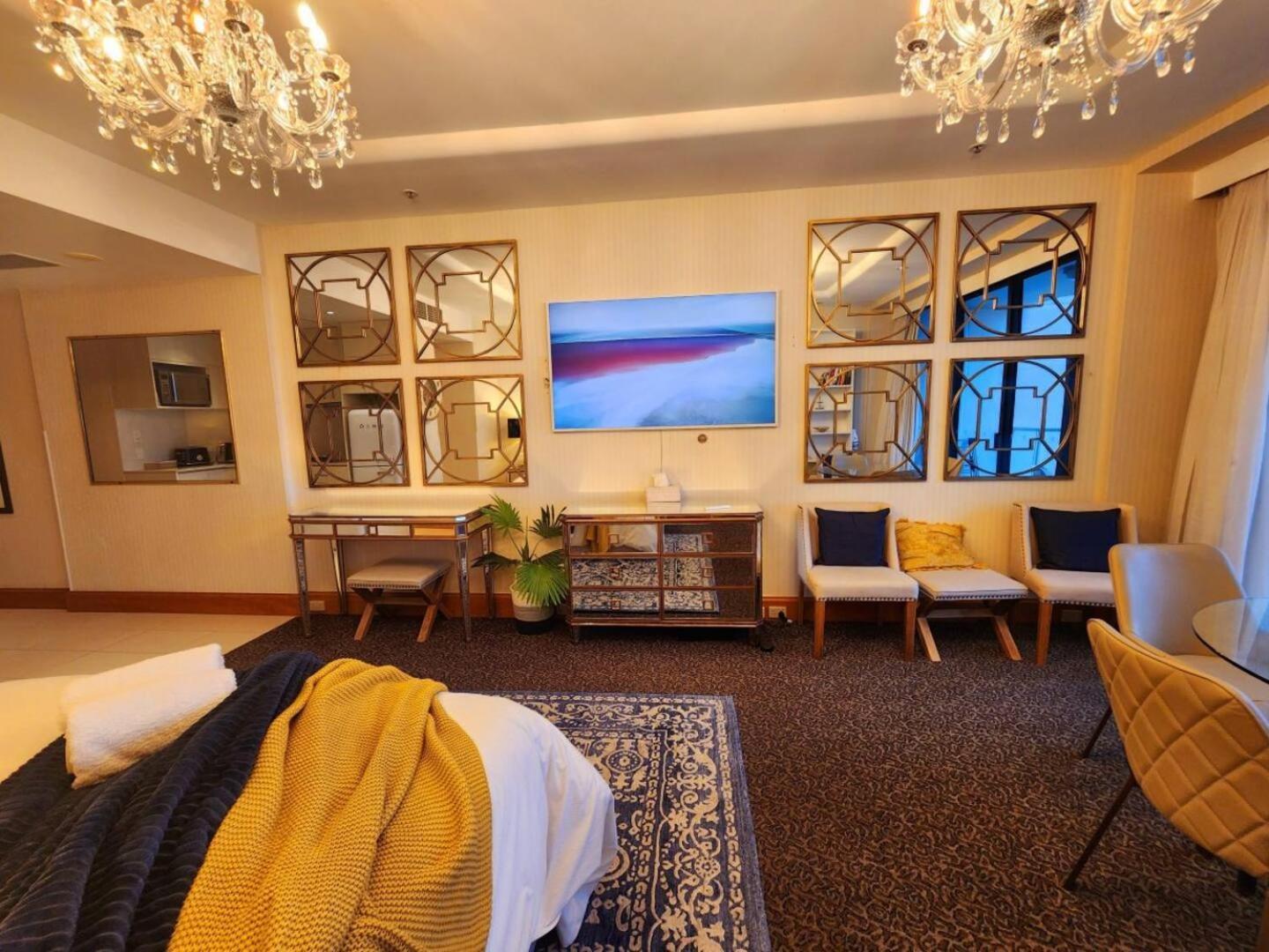 Deluxe Private Apartment And Studio - Ocean Views Gold Coast Habitación foto